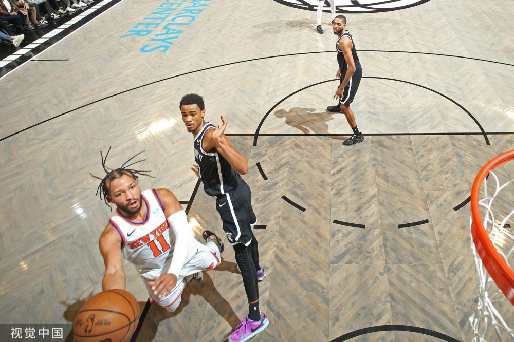 拥有签约的 拥有签约的