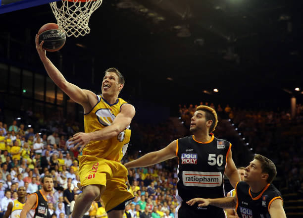 层次竞争格 层次竞争格